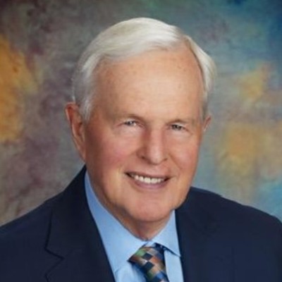 Headshot of Doug Brown, a banking and corporate governance expert with extensive experience consulting on litigation. Expert witness Douglas M. Brown